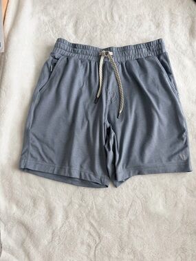 Vuori Men's Ponto Performance Drawstring Shorts Heathers Blue/gray. 7 in Inseam